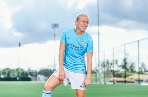 Pauline Bremer training after signing for Man City Women