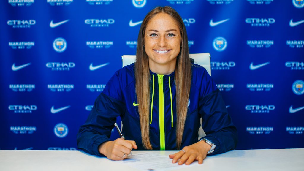 Janine Beckie signs contract extension with Manchester City