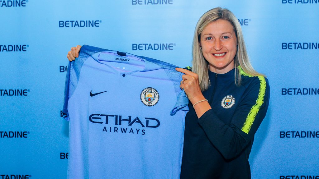 Ellen White to join Manchester City on a two year deal