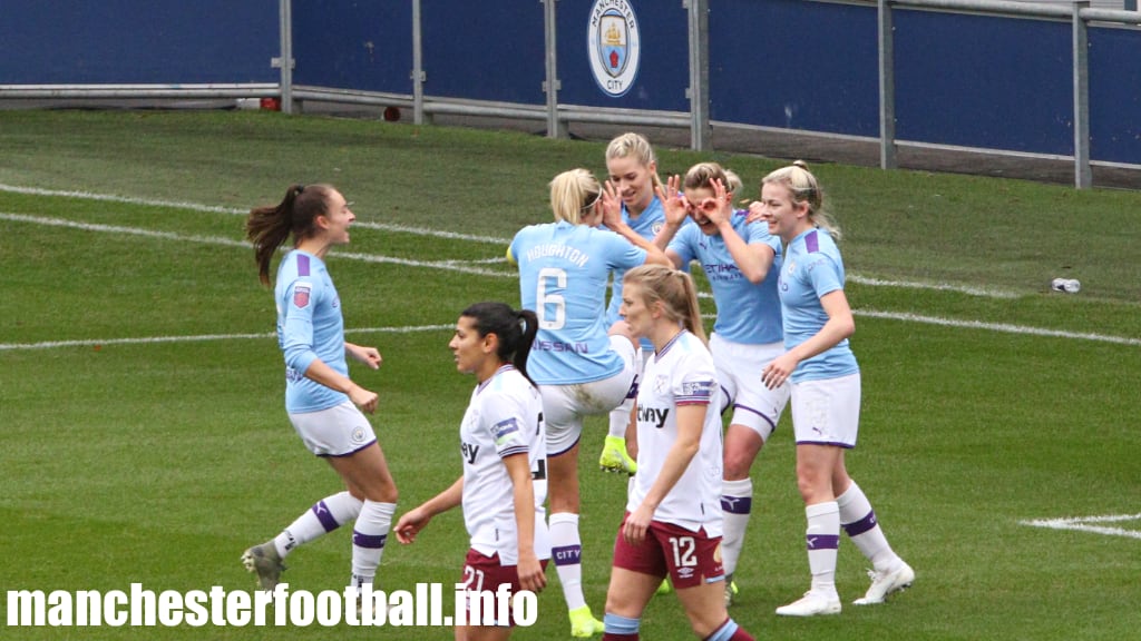 Ellen White (second right) celebrates her goal against West Ham Women with (L-R Tessa Wullaert, Steph Houghton, Gemma Bonner, and Lauren Hemp) - Manchester City vs West Ham - Sunday, November 17, 2019