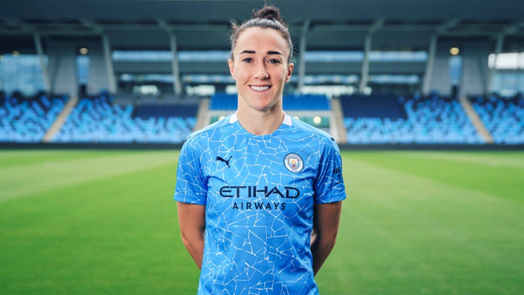 Lucy Bronze returns to Manchester City on a two-year deal