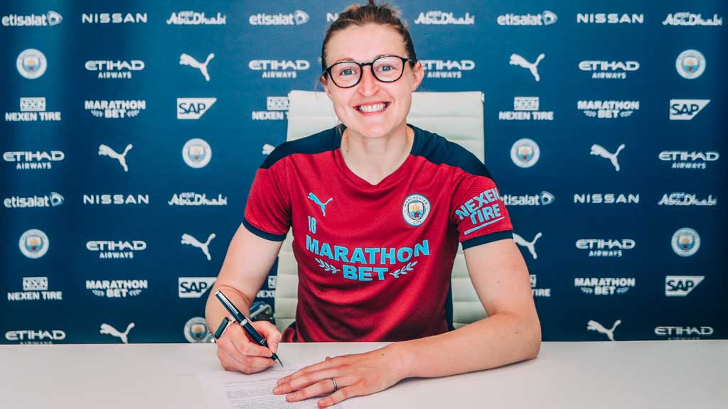 Ellen White signs two-year contract extension with Manchester City