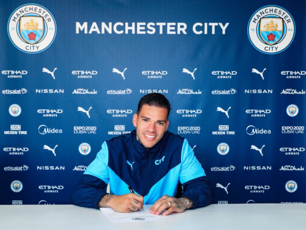 Ederson signs contract extension until 2026