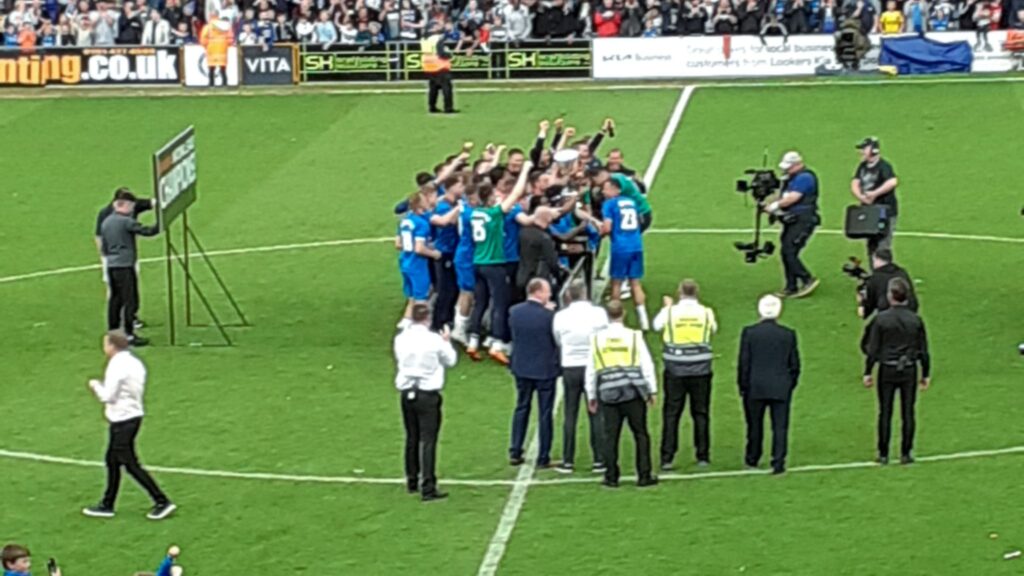 Stockport County win promotion to the EFL