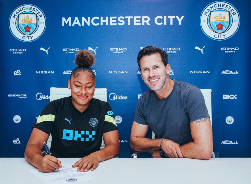 Khiara Keating signs first professional contract alongside Gareth Taylor